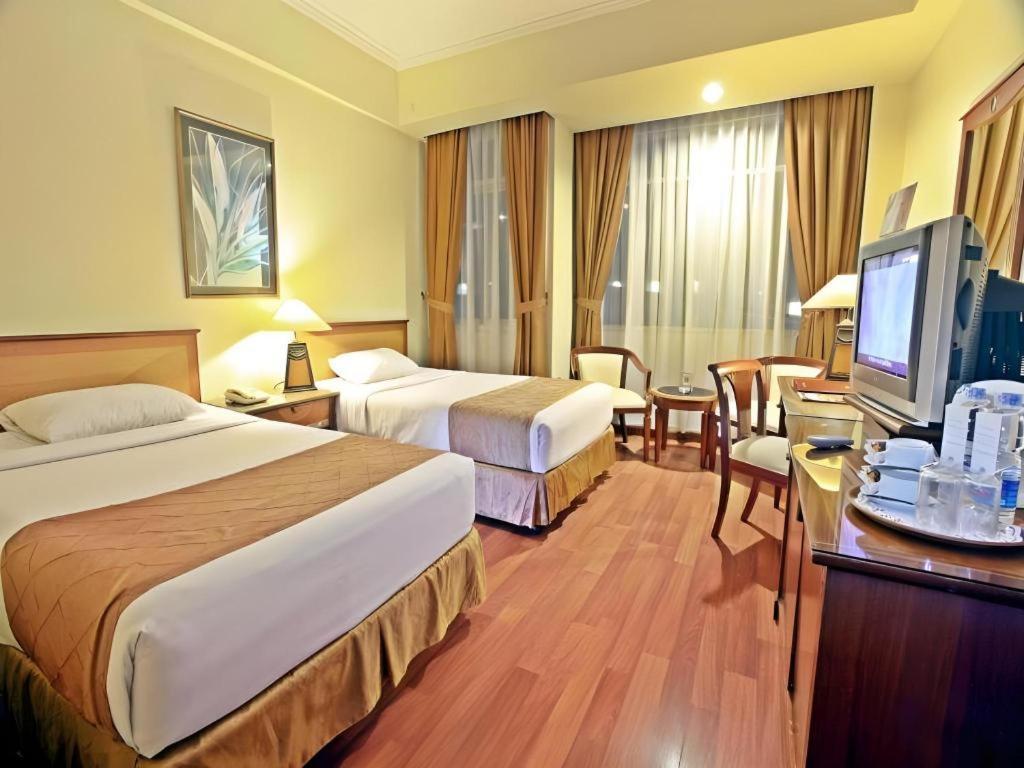 Hotel Bintang Wisata Mandiri Jakarta Exterior foto