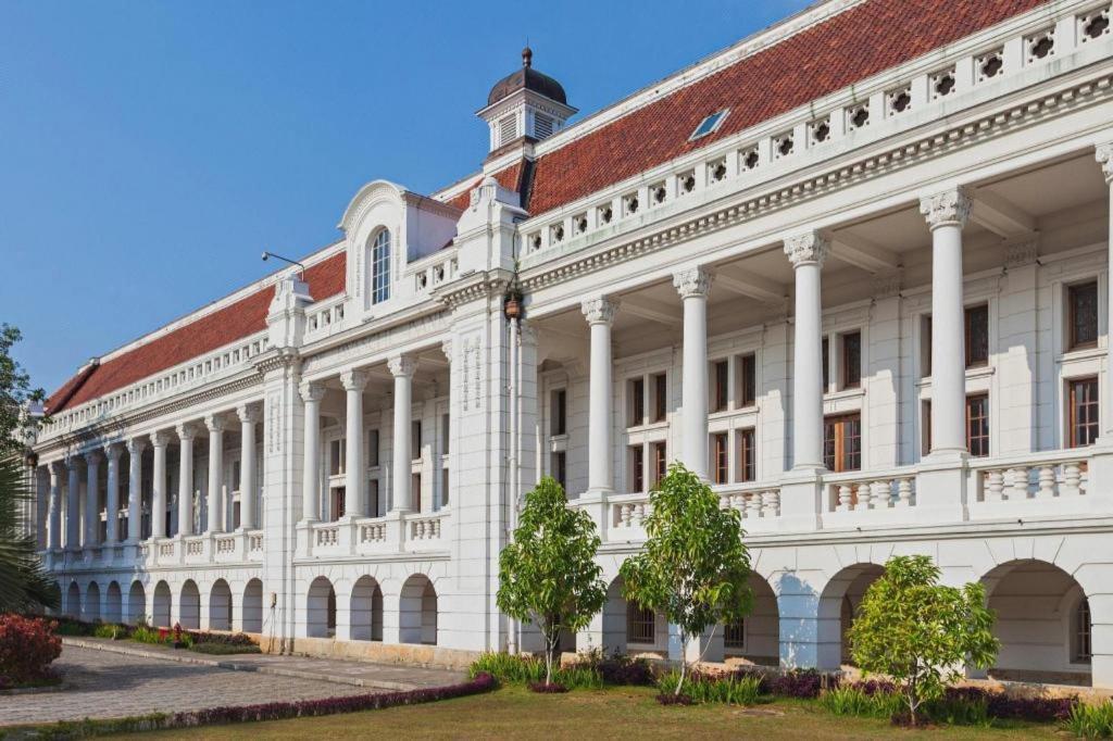 Hotel Bintang Wisata Mandiri Jakarta Exterior foto