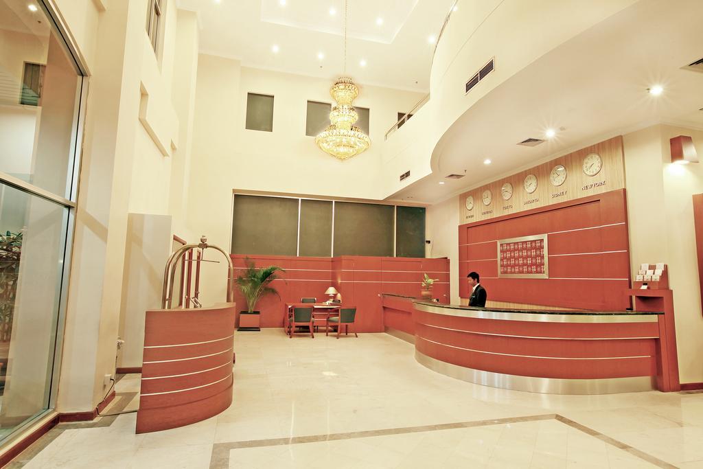 Hotel Bintang Wisata Mandiri Jakarta Exterior foto