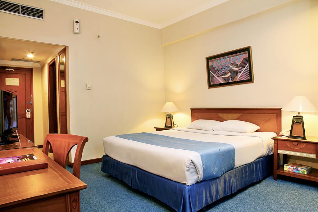 Hotel Bintang Wisata Mandiri Jakarta Exterior foto