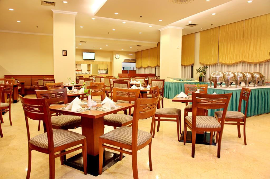 Hotel Bintang Wisata Mandiri Jakarta Exterior foto